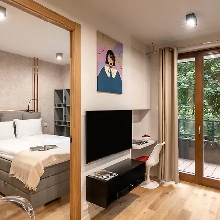 Апартаменты Shortstaypoland Solidarnosci *