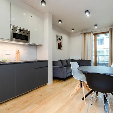 Shortstaypoland Solidarnosci Apartment Warsaw