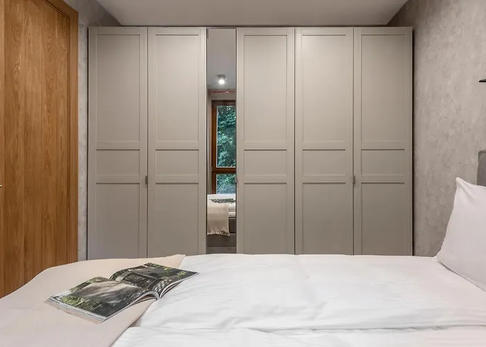 Apartment Shortstaypoland Solidarnosci